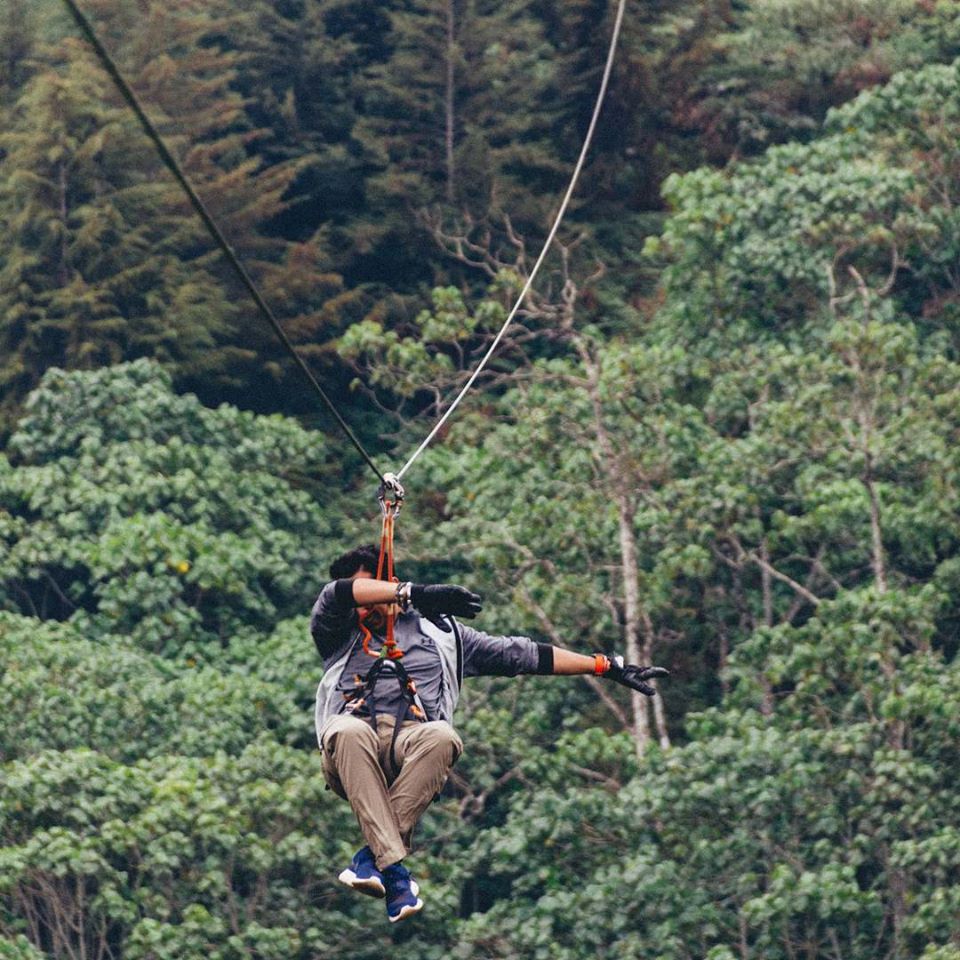 Ziplining in Kereita