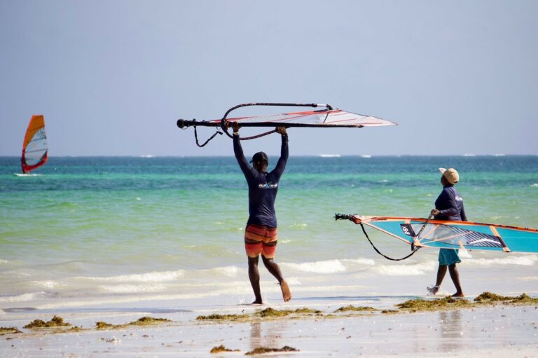 Kitesurfing Spots to Explore in Kenya