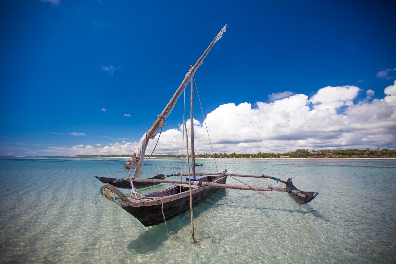 Kinondo Kwetu Hotel Traditional Sailing, Galu Beach, Diani Beach, Kenya kopia Large