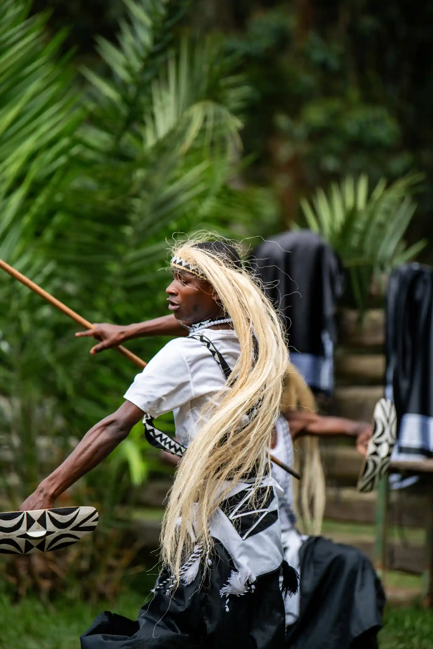 uganda-gorilla-trekking-2